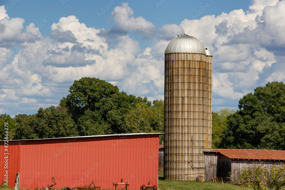 Barns and silo scene under cloudy skies in rural Tennessee, USA Barns and silo scene under cloudy skies in rural Tennessee, USA
