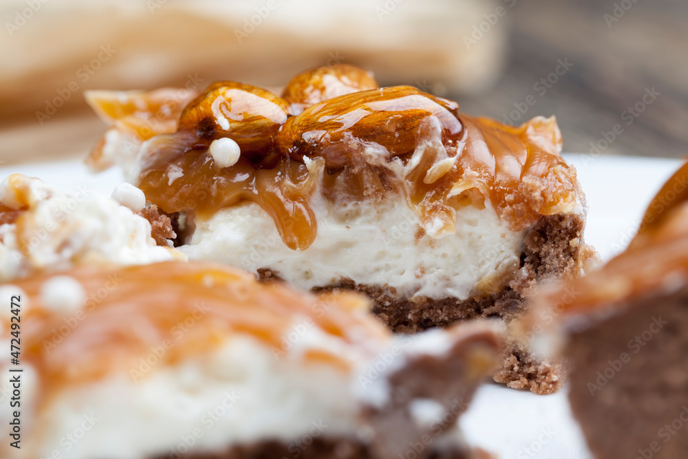 small tartlets with soft salted caramel small tartlets with soft salted caramel