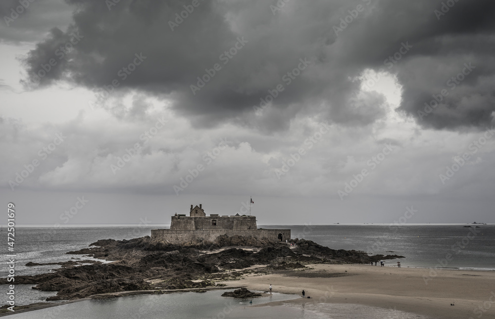 Storm clouds over the sea seen fron Saint Malo.