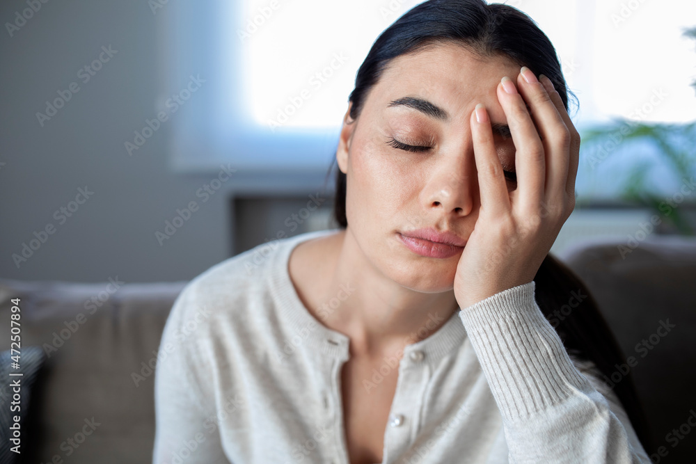 businesswoman have pain cause working late time businesswoman have pain cause working late time