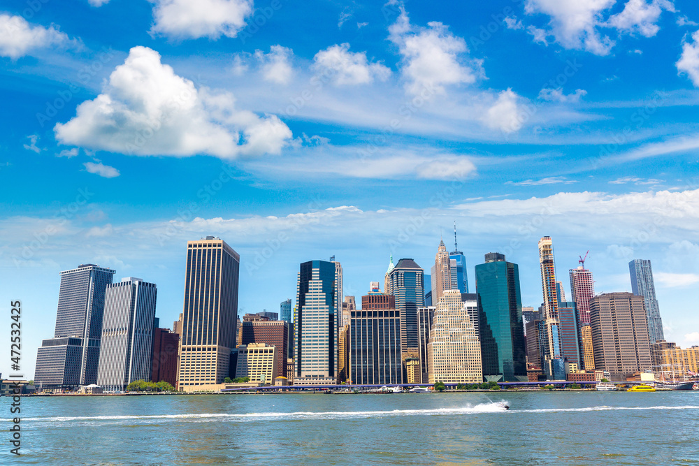 Fototapeta premium Manhattan cityscape in New York