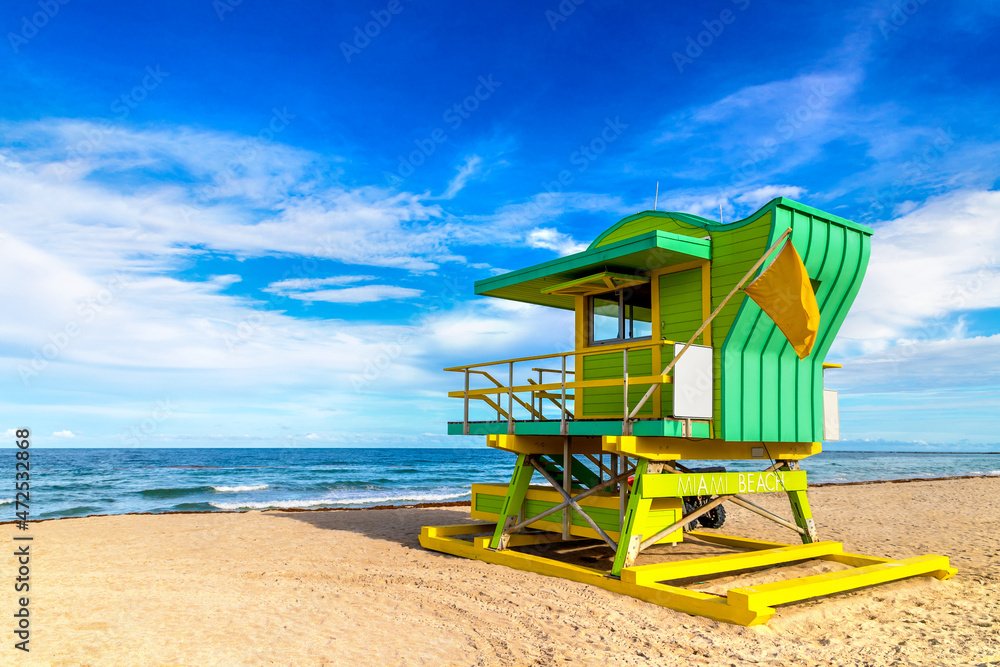 Obraz premium Lifeguard tower in Miami Beach