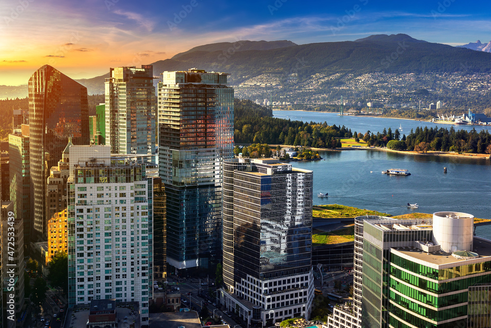 Aerial view of  Vancouver business district - obrazy, fototapety, plakaty 