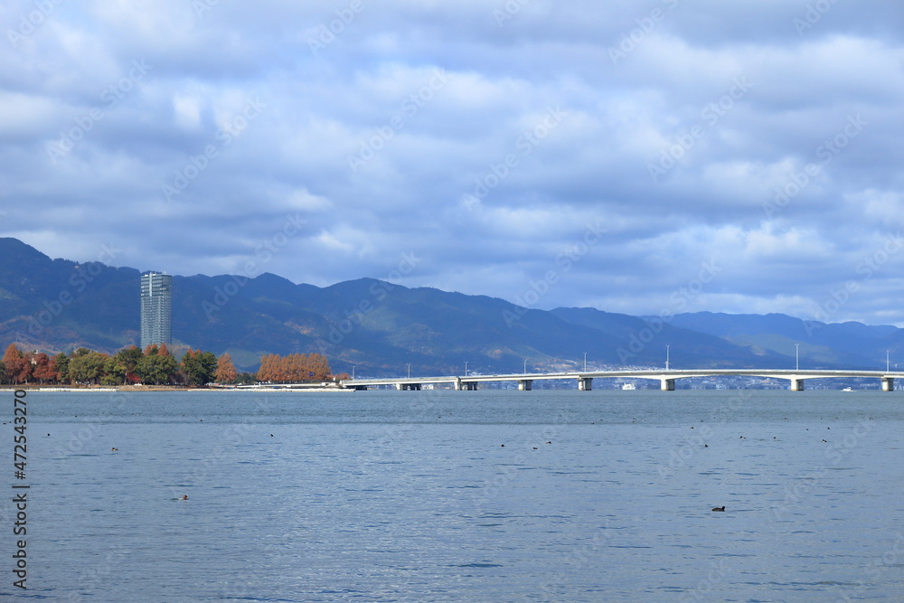 近江大橋と湖西の山並み