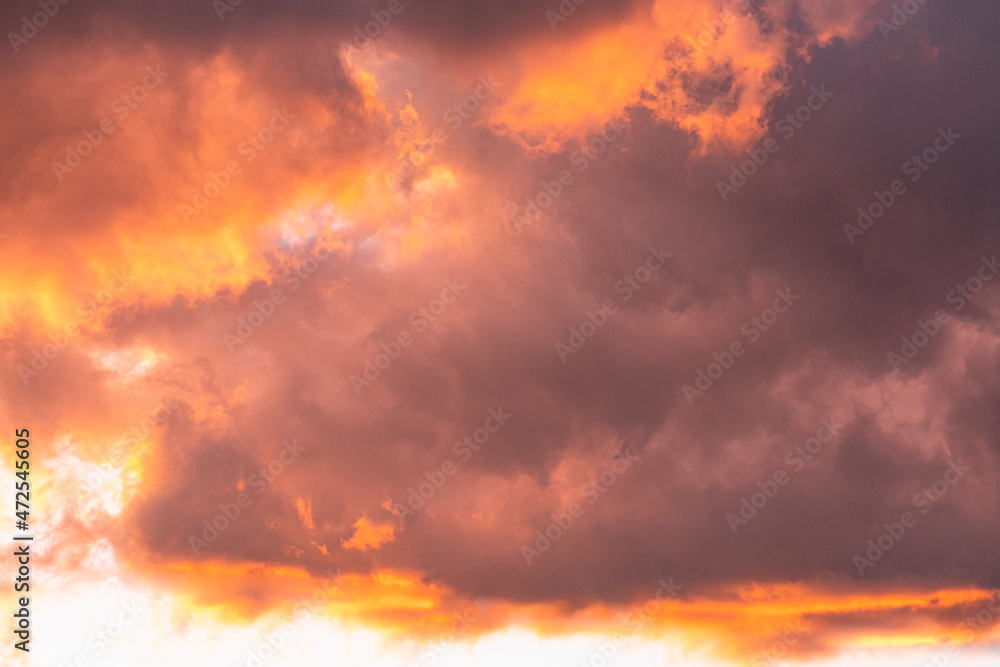 fire in the sky, burn the sky, clouds in the burn, cloudy, weather, magic hour, background, abstract image