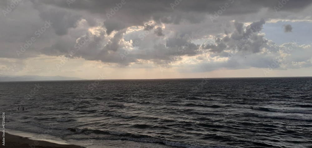 Obraz premium sunset over the sea