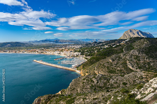 Panorámica del puerto de Jávea desde el Cabo de San Antonio (Jávea, Alicante)