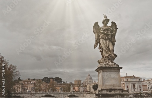Glauben: "in Rom gibt es Schutz vom Engel "