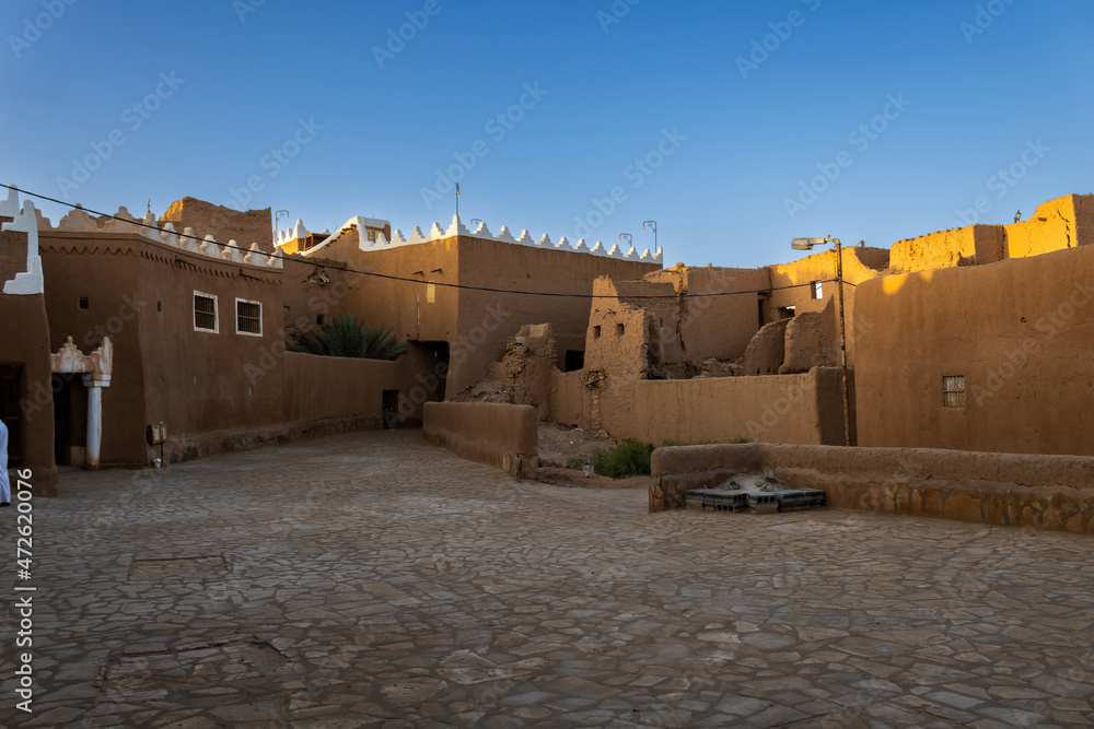 A square and traditional Arab mud brick architecture in Ushaiqer, Saudi Arabia A square and traditional Arab mud brick architecture in Ushaiqer, Saudi Arabia