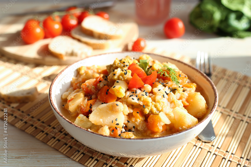 Vegan stew with chickpeas and tomatoes Vegan stew with chickpeas and tomatoes