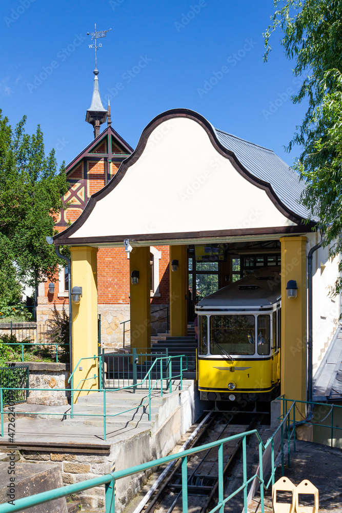 Standseilbahn von Loschwitz zum Weißen Hirsch in Dresden