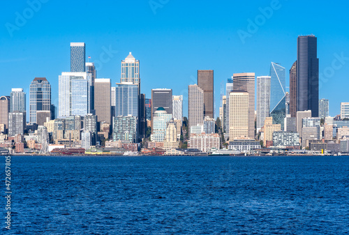 Seattle  WA - USA - Sept. 23  2021  Horizontal view of Seattle s downtown skyline and waterfront  highlighting the Columbia Center  F5 Tower  Washington Mutual Tower  and Qualtrics Tower.