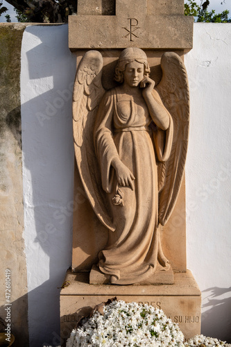 winged angel, 1941, Alaró Cemetery, Mallorca, Balearic Islands, Spain