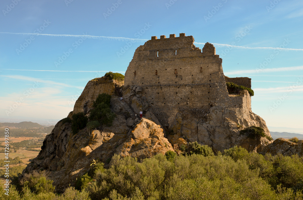Le antiche rovine del castello di Acquafredda a Siliqua, Sardegna