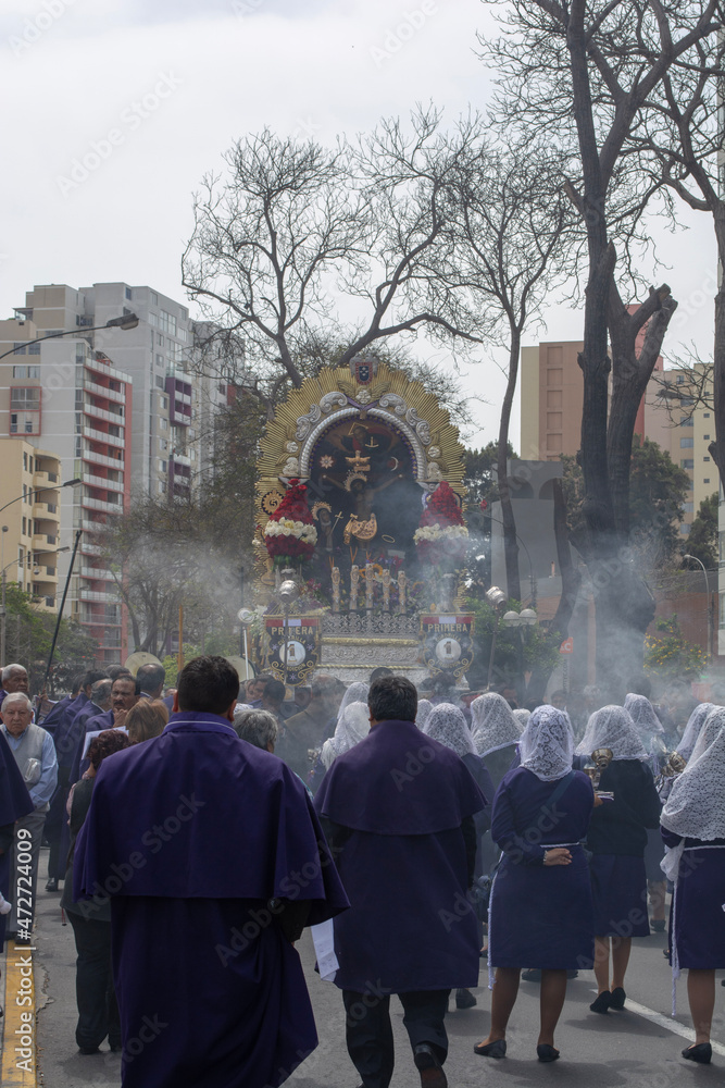 Señor de los Milagros procession, Lima, Perú