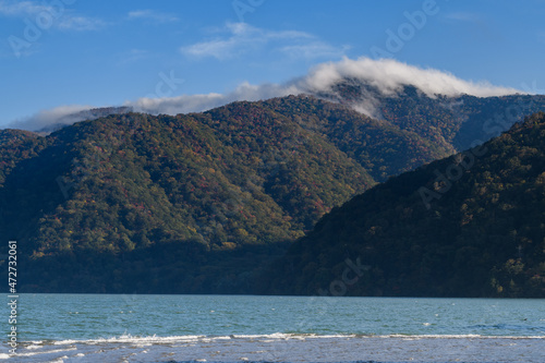 秋の中禅寺湖