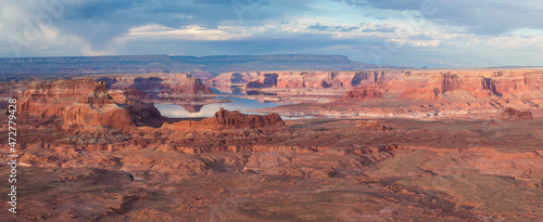 USA, Arizona. View of Lake Powell from Tower Butte.