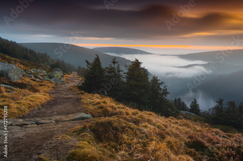 Autumn views from the Karkonosze Mountains, shrouded in mysterious mists.