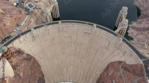 Aerial view of the Hoover Dam push in and tilt down. 