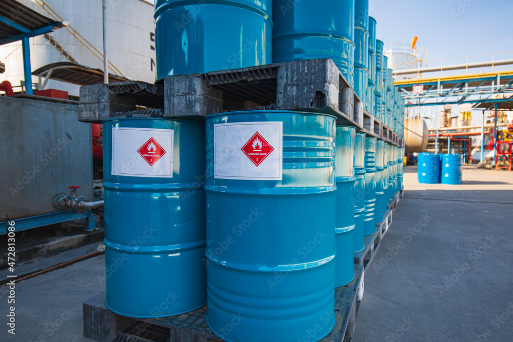 Oil barrels green or symbol warning chemical drums vertical