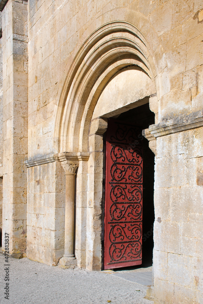 Abtei Fontenay, Kirchenportal, Unesco-Welterbe Abtei Fontenay, Kirchenportal, Unesco-Welterbe