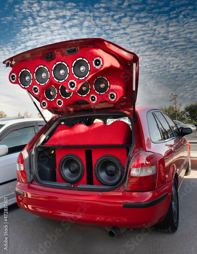 фотографія Car sounds system on a red car.