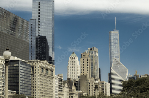 Street photo of Chicago with clear skies and buildings © Erol