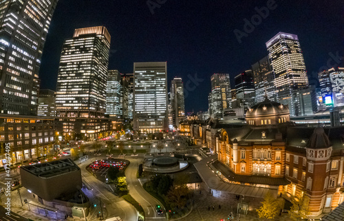 東京駅　夜景 © TY