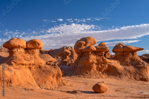 USA, Utah. Goblin Valley State Park, strange, eroded hoodoo formations composed of Entrada Sandstone.