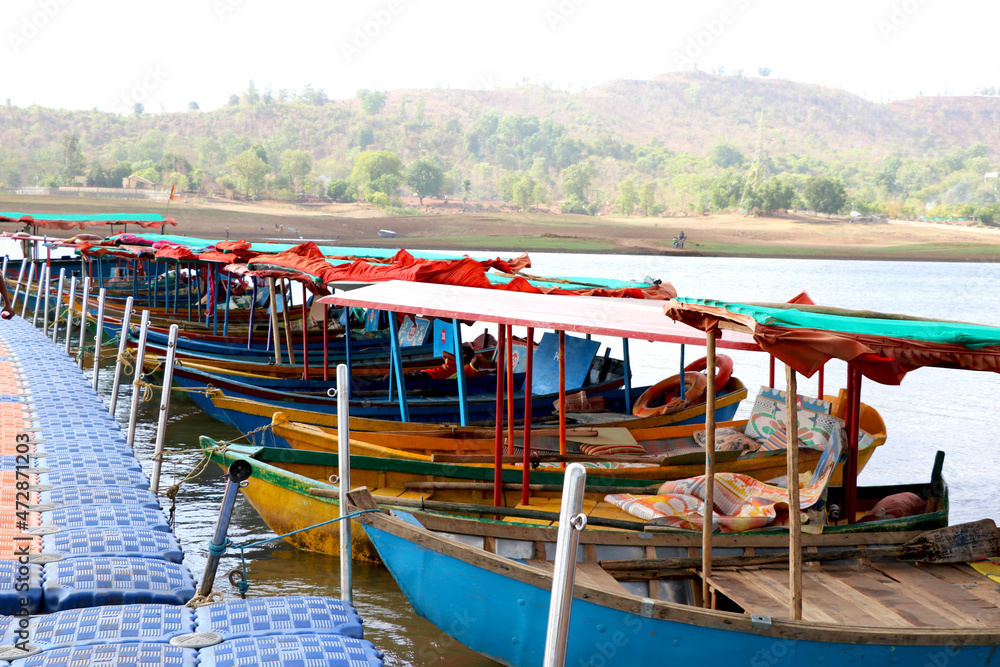 Fototapeta premium Wooden Boat (ferry) tourist attraction at lake of dudhni at Gujarat- India