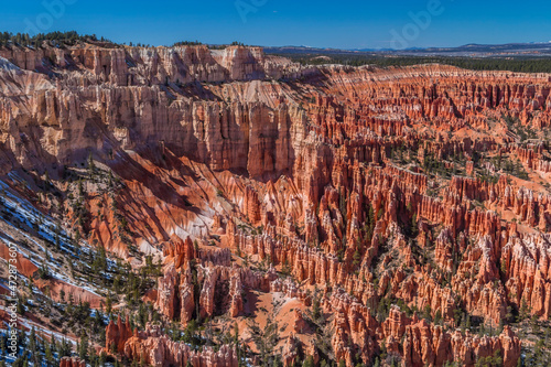 USA, Utah, Iconic Hoodoos in the amphitheater of Bryce Canyon National Park.