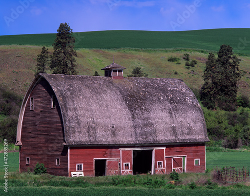 Washington State, Whitman County, Palouse, Old classic barn photo