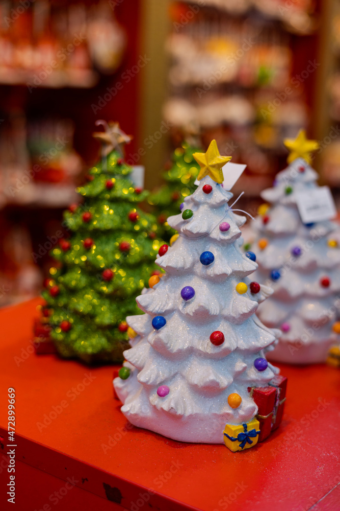 Fototapeta premium Toys for christmas decorations on the tree