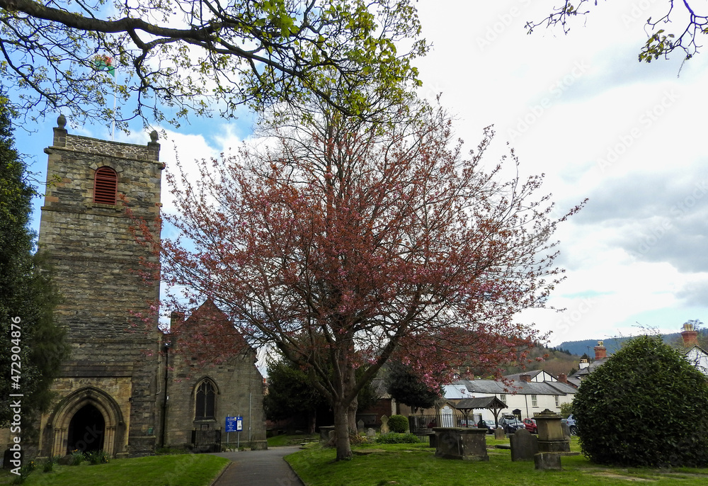 Places of recreation and relaxation in Llangollen Places of recreation and relaxation in Llangollen
