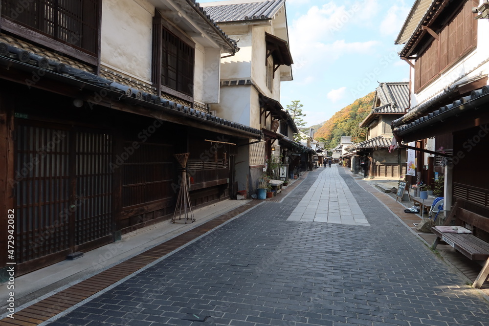Japanese traditional houses in a tourist spot in Takehara City in Hiroshima Prefecture in Japan 日本の広島県竹原市の観光スポットにある日本的伝統家屋群 Japanese traditional houses in a tourist spot in Takehara City in Hiroshima Prefecture in Japan 日本の広島県竹原市の観光スポットにある日本的伝統家屋群