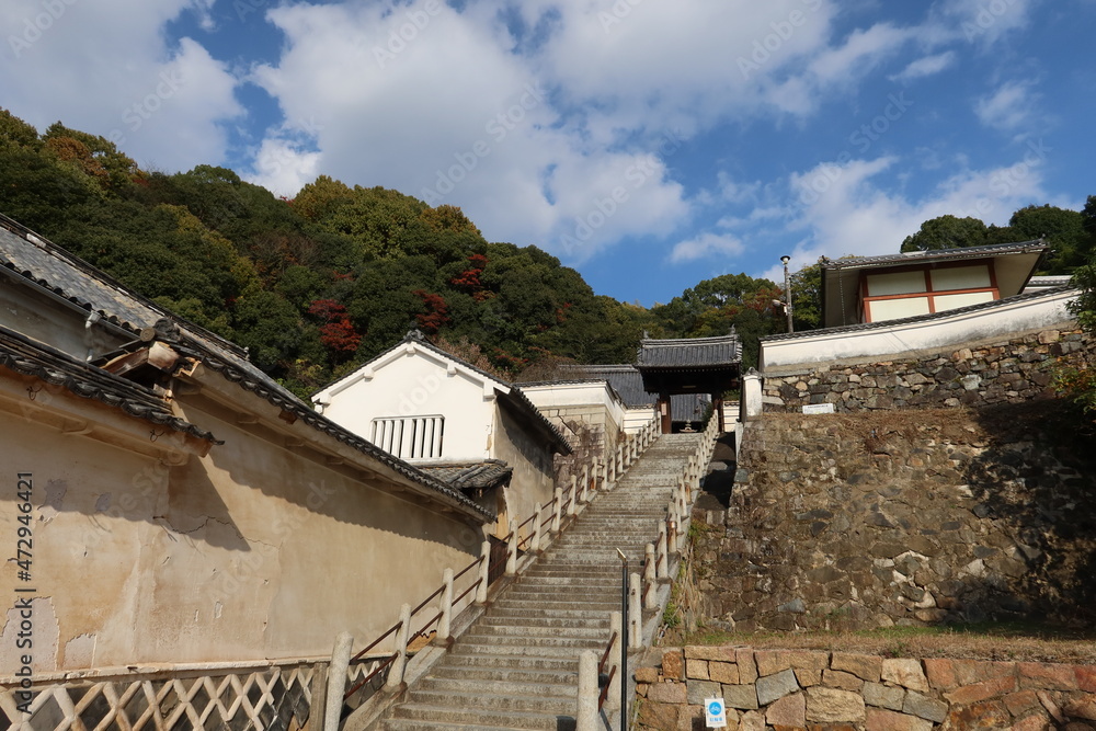 The access to the precincts of Saihou-ji Temple in Takehara City in Hiroshima Prefecture in Japan 日本の広島県竹原市にある西芳寺境内への参道 The access to the precincts of Saihou-ji Temple in Takehara City in Hiroshima Prefecture in Japan 日本の広島県竹原市にある西芳寺境内への参道