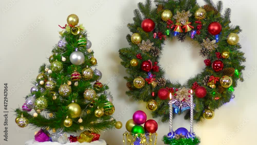 Christmas in motion rotating herringbone christmas wreath and vase with ball Christmas in motion rotating herringbone christmas wreath and vase with ball