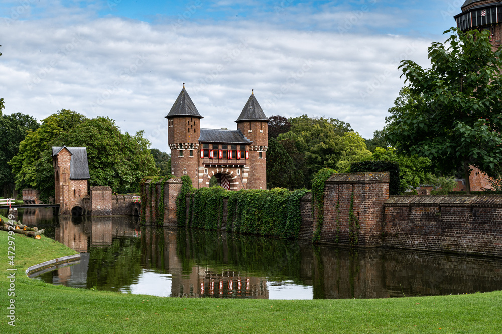 Castel estate with greenery, sky and open spaces in The Netherlands, Kastel De Haar Castel estate with greenery, sky and open spaces in The Netherlands, Kastel De Haar