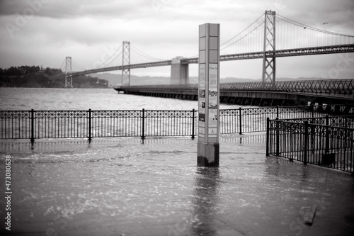 Canvas Print King's tide king tides high tides in San Francisco and Embarcadero flooding: a p