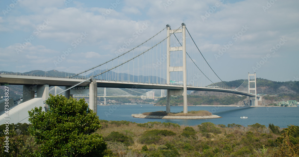 Fototapeta premium Tsing Ma Suspension bridge in Hong Kong city