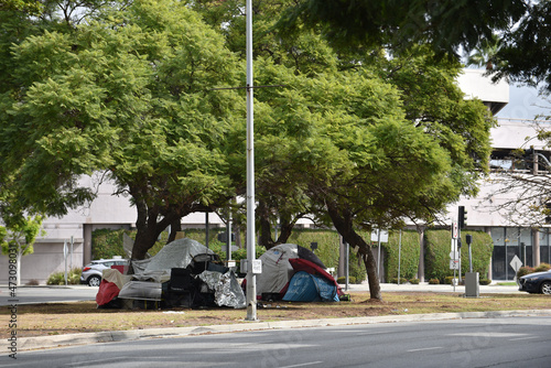 Tablou pe pânză Homeless encampment in Beverly Hills