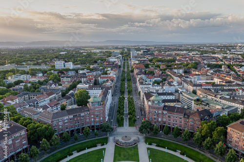 Wasserturm Mannheim Quadrate Stadt Baden-Württemberg zwei Quadrat Luftbild Luft früh am Morgen Sonnenschein