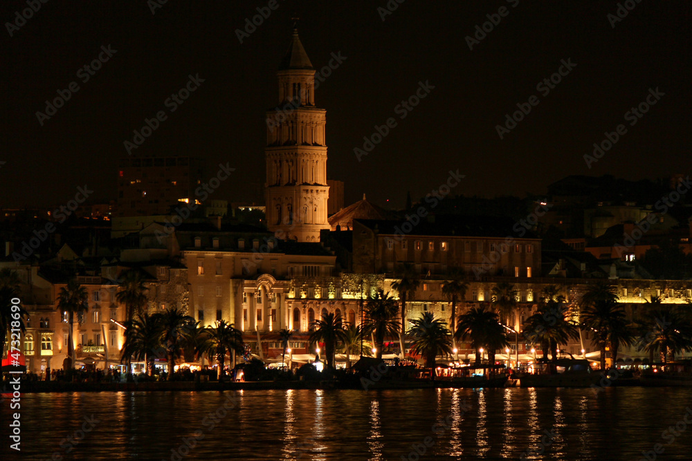 Nightly cityscape from Split seen from the harbor
