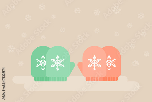 ふた組のかわいい色違いの手袋 - 冬・ホリデーシーズンのイメージ素材 - 緑と赤