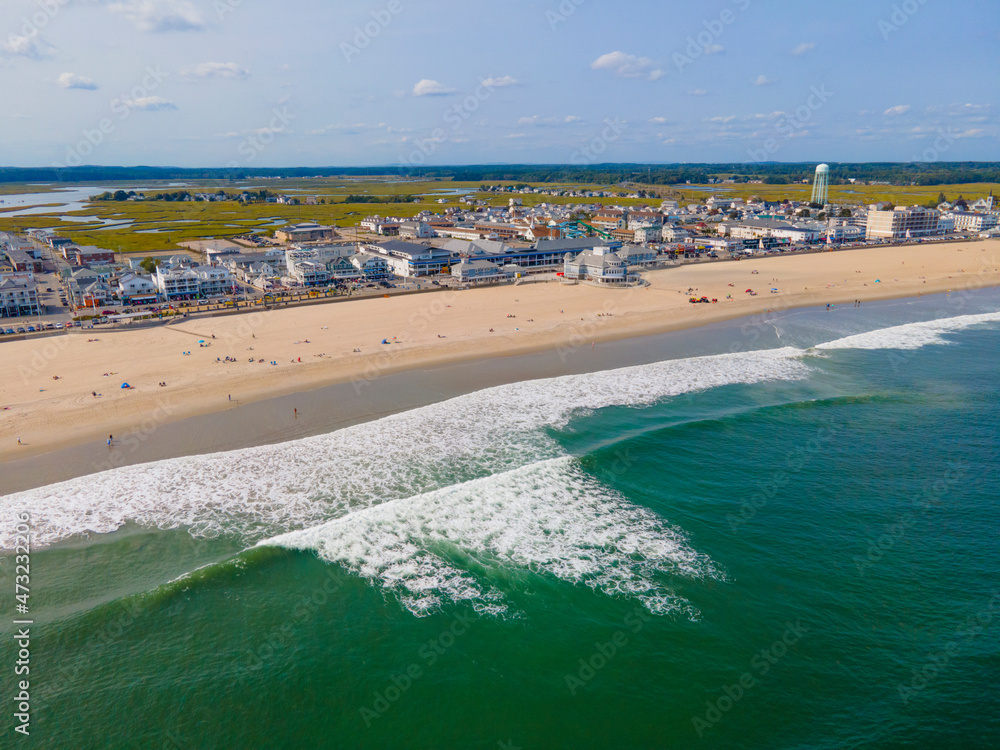 Hampton Beach aerial view including historic waterfront buildings on Ocean Boulevard and Hampton Beach State Park, Town of Hampton, New Hampshire NH, USA. - obrazy, fototapety, plakaty 