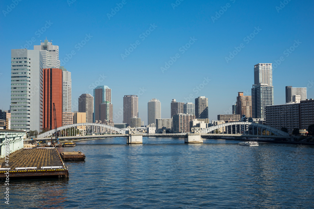 Fototapeta premium 東京の河川風景 晴海、豊洲、豊海、月島、勝どき