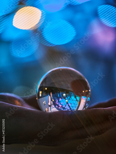 Light & crystal ball 