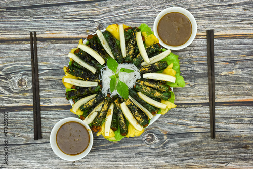 Canvas Print Grilled beef with guise leaves ( Bo Lui)