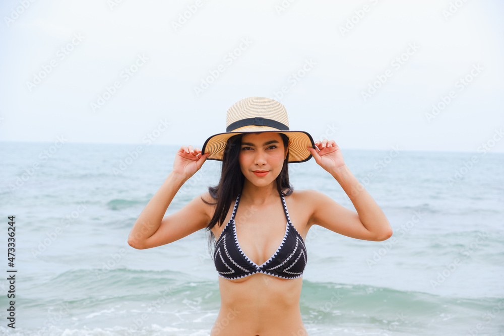 sexy asia woman wearing bikini on the beach sexy asia woman wearing bikini on the beach