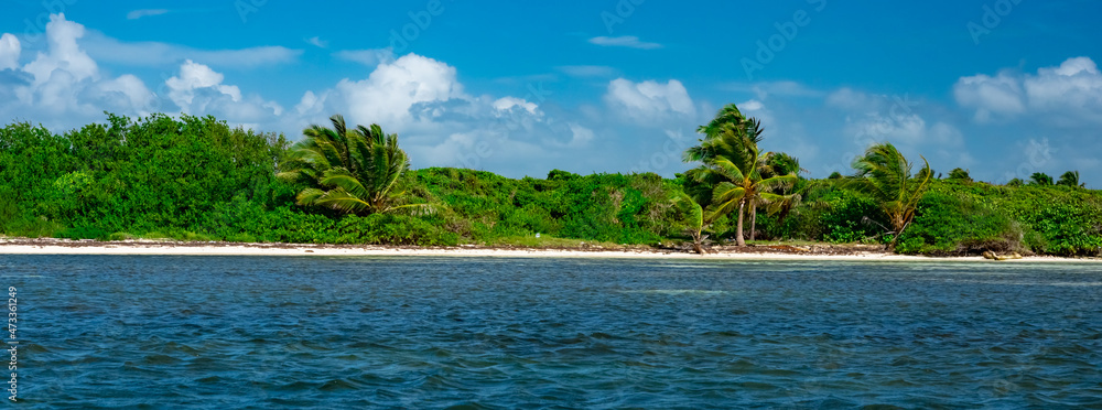 small uninhabited island of Catalinita